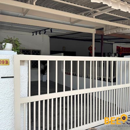 Jenjarom Modern Homestay Jenjarum Esterno foto