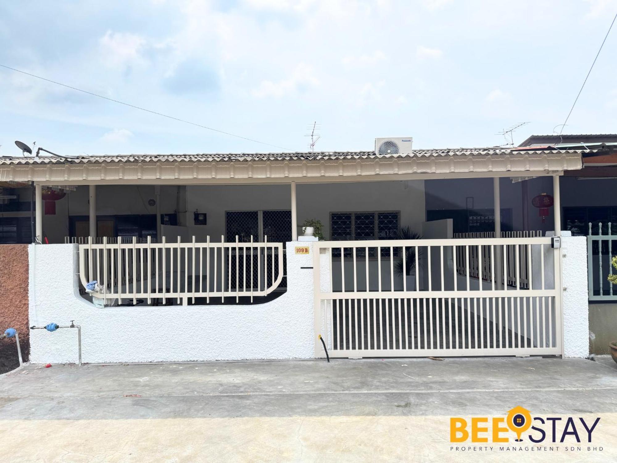 Jenjarom Modern Homestay Jenjarum Esterno foto
